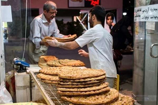 بنسبة تصل إلى 66 بالمائة.. ارتفاعات صادمة في أسعار الخبز بطهران