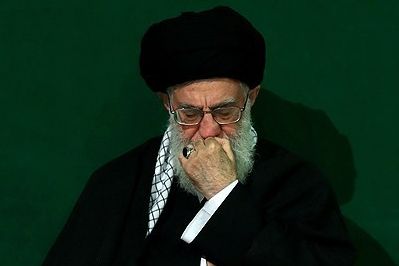 سکوت خامنهای درباره انتخابات در پی تحریم گسترده و پایینترین رقم مشارکت همچنان ادامه دارد