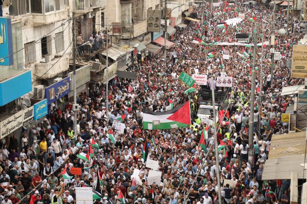 Iran Launches Offensive To Dominate Jordan: Experts