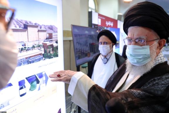 دیدار علی خامنهای، رهبر جمهوری اسلامی، از نمایشگاه دستاوردهای هستهای حکومت ایران، ۲۱ خرداد ۱۴۰۲