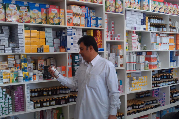 رییس انجمن داروسازان خراسان رضوی: قیمت برخی داروها تا ۴۰۰ درصد افزایش یافته است
