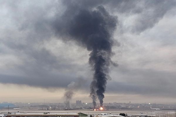 استمرار الهجمات على العاصمة صباح الجمعة.. انفجارات عنيفة تهز طهران وكرج