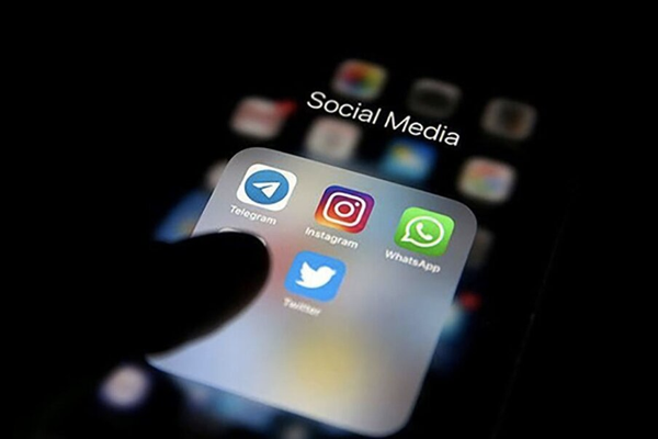 بعد إقرار صلاحيات لجنة تنظيم الفضاء السيبراني.. خبراء: خطوة لزيادة تقييد الإنترنت في إيران