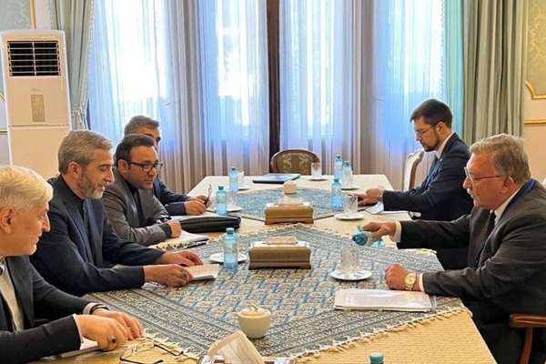 Diplomats Whirl In Meetings As Iran Nuclear Talks Restart