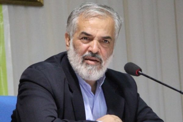 دبلوماسي إيراني سابق: انتخاب بزشكيان "كارثة".. وأتوقع إقالته قريباً