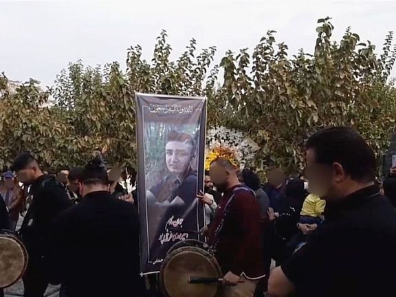 مراسم أربعينية 3 من ضحايا الانتفاضة في إيران.. وهتافات ضد النظام من خرم آباد إلى طهران