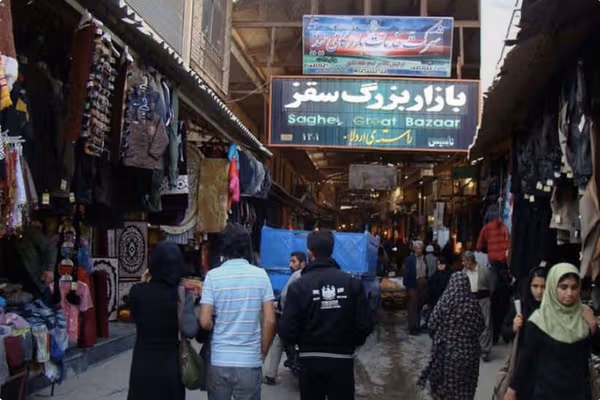 کردپا: بسیاری از مراکز تولیدی در شهر سقز تعطیل شدهاند