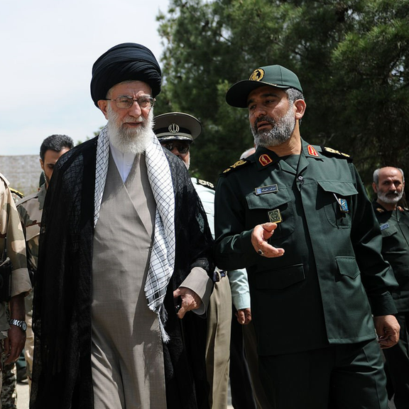 فرمانده هوافضای سپاه پاسداران: رهبر به ما گفتند بچسبید به موشک و پهپاد