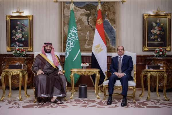 مصر وعده داد برای دفاع از امنیت عربستان سعودی «هرگونه حمایت لازم و ممکن» را ارائه کند