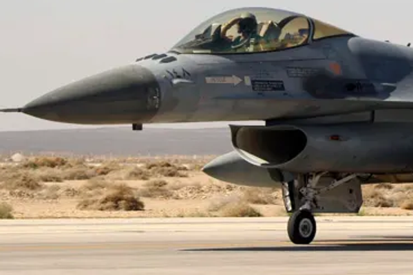 بعد هجوم إيراني على إسرائيل.. الجيش الأردني يدمر صواريخ وطائرات مسيّرة في مجاله الجوي