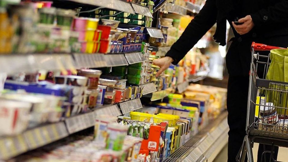 An Iranian shopping in a chain store