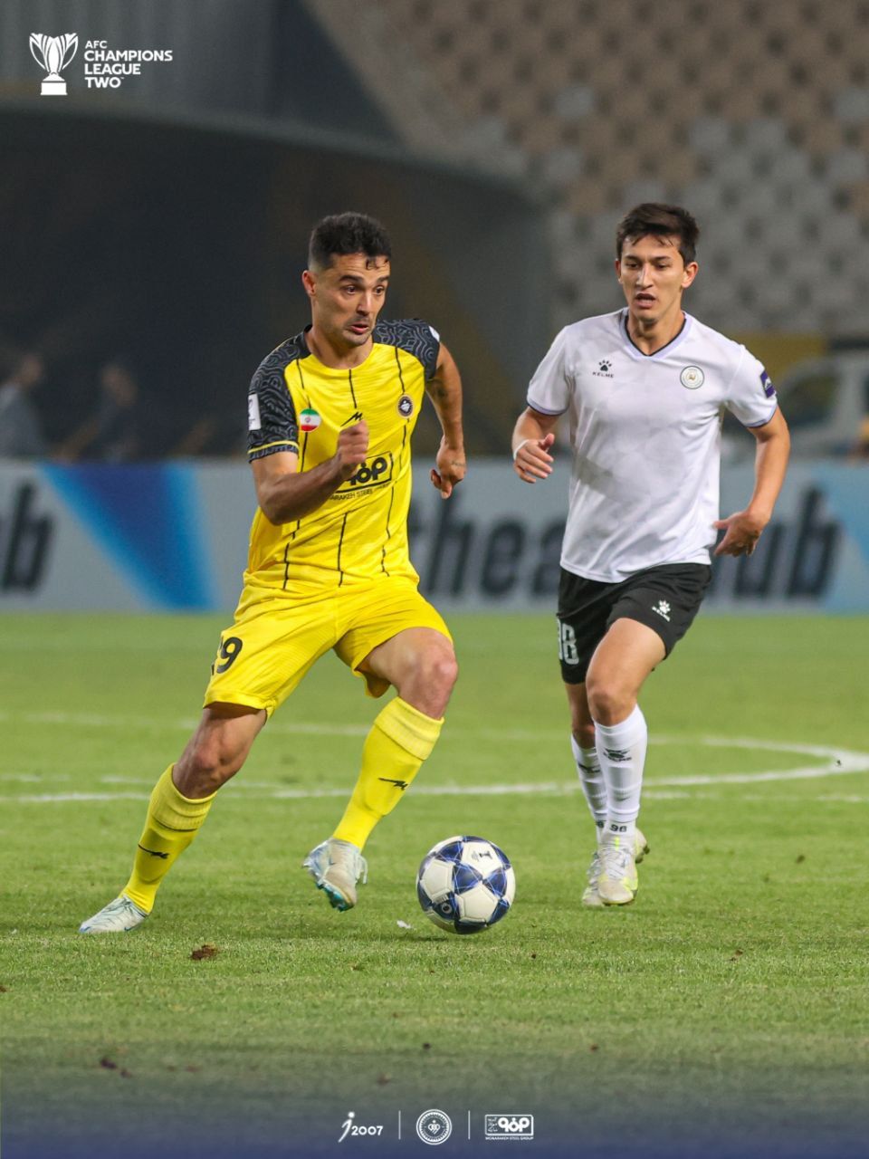 سپاهان ۲-۲ آخال؛ باورنکردنی در نقش‌جهان، سپاهان از پس آخال ۱۰ نفره بر نیامد!