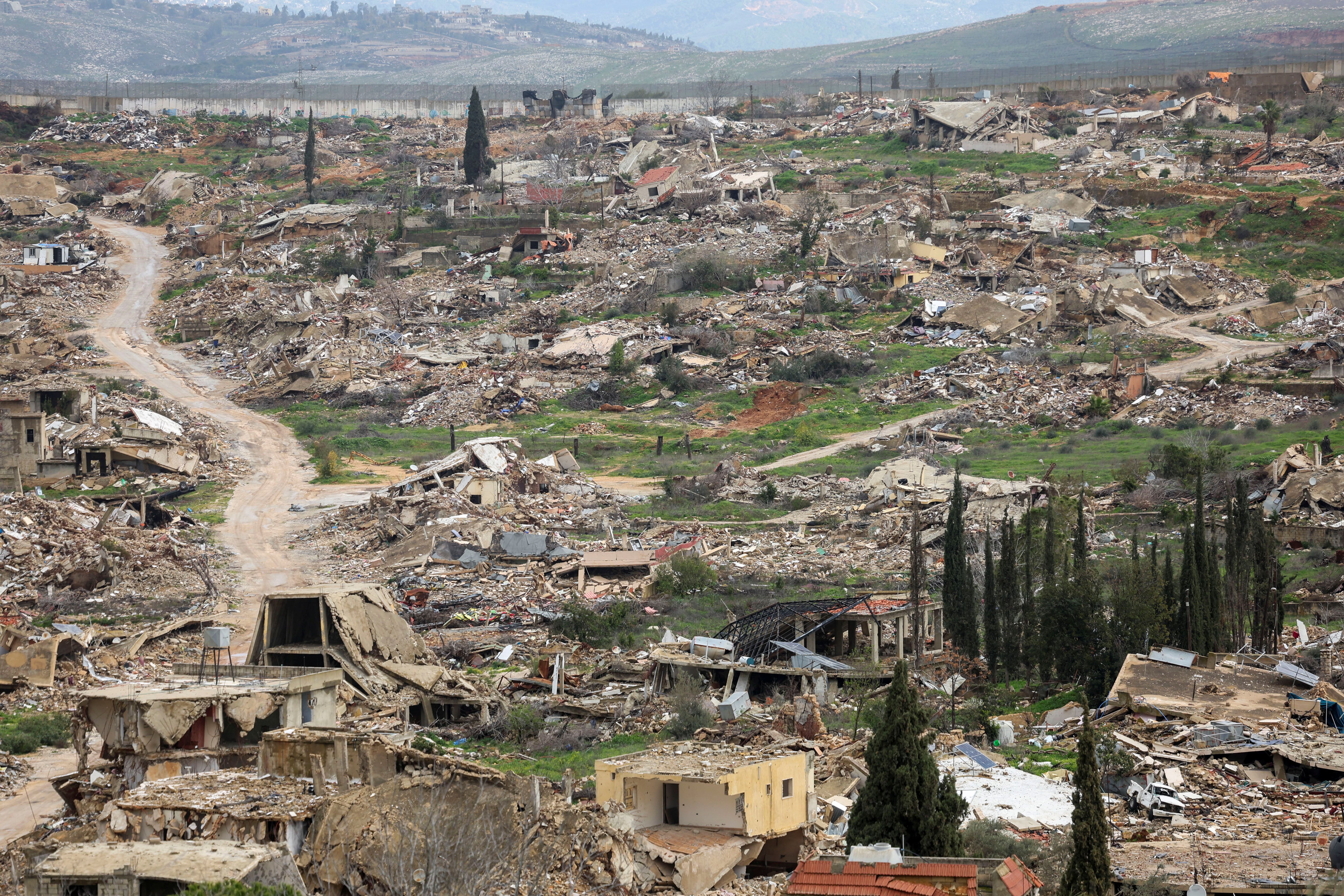 آتش‌بس لبنان در آستانه فروپاشی؛ حملات متقابل حزب‌الله و اسرائیل شدت گرفت