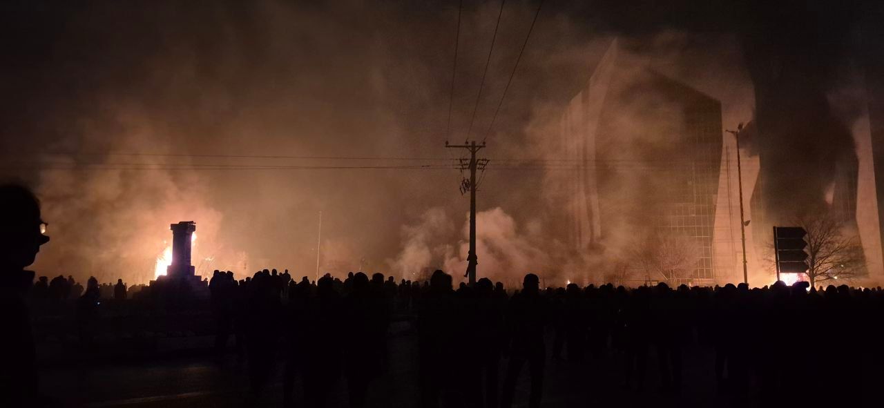 شاهدان عینی از سرکوب خونین اعتراضات ۱۸ تا ۲۰ دی در شهرهای مختلف ایران می‌گویند