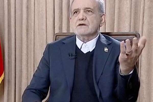 الرئيس الإيراني: الاحتجاجات تجاوزت المطالب الاجتماعية وخططت لتمزيق وحدة البلاد