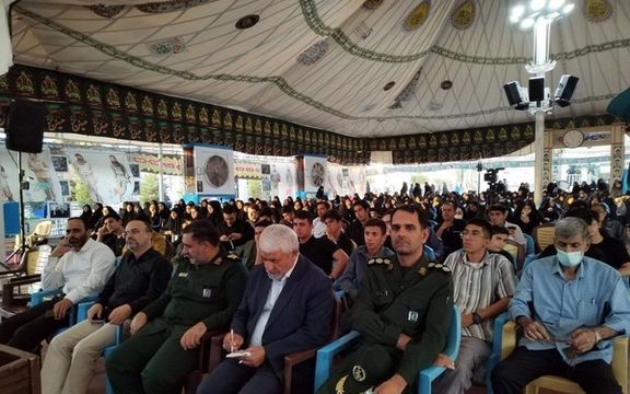 برگزاری جشنواره تیمهای سایبری بسیج در محل دفن قاسم سلیمانی