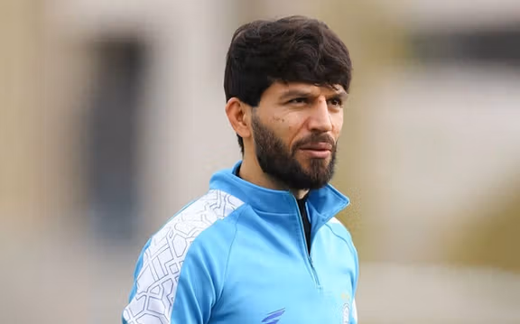 ثبت قرارداد ماشاریپوف با استقلال بدون استعلام سازمان لیگ از فدراسیون فوتبال و فیفا