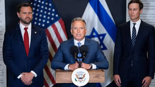 دیپلماتها و سیبزمینیهای مقدسِ تلآویو