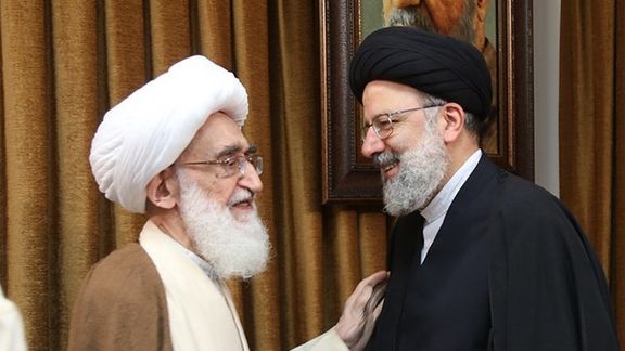 نوری همدانی به رئیسی: هر کجا قدم میگذارید مردم از گرانی و سختی زندگی میگویند