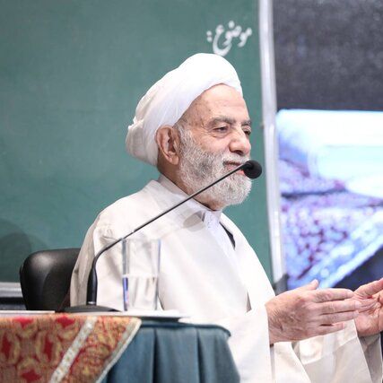 قرائتی، سخنران مذهبی: برای اینکه تلویزیون به من برنامه بدهد جمع شدند تا آنها را بخندانم