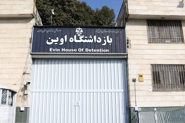 Political prisoners say Iran used brute violence in postwar inmate transfer