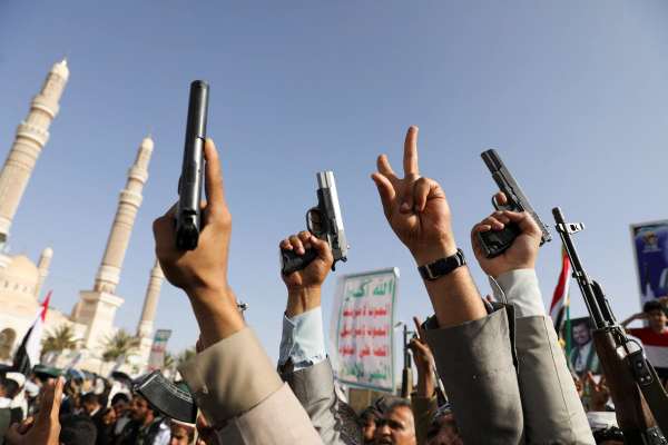 طهران: الحديث عن تهريب شحنة أسلحة إيرانية للحوثيين "مرفوض وغير صحيح"