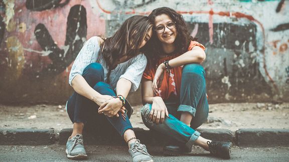 عصر پایان دوستیهای صمیمی و خیلِ آنها که «بی سر و صدا ترک شدن» را تجربه میکنند