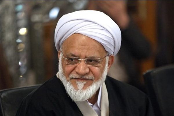 جدل حول تصريحات رئيس المجلس الفقهي للبنك المركزي الإيراني بشأن "استغلال مدخرات المواطنين"