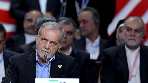 پزشکیان در روسیه: بریکس نباید صرفا یک «باشگاه گفتوگو» باشد