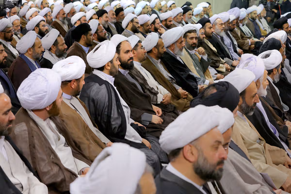 مدیر حوزه علمیه امام رضا در گناباد: عدهای آمدند و با چوب و چماق به جان طلبهها افتادند