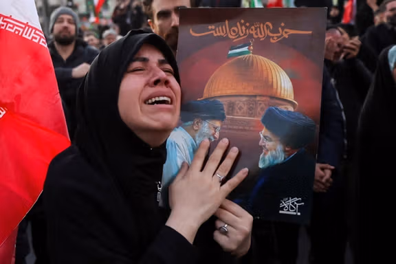 "نيويورك تايمز": مقتل خامنئي جاء نتيجة تعاون "وثيق" بين الاستخبارات الأميركية و"الموساد"