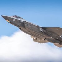 کانال ۱۳: اسرائیل پیش از آغاز جنگ ۱۲ روزه، کشتن خامنهای را بررسی کرده بود