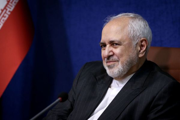 مساعد الرئيس الإيراني يطالب إدارة ترامب بالتوصل إلى اتفاق مع طهران "يصب في مصلحة الطرفين"