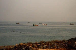 UK maritime agency says small boat planted explosives on Hormuz tanker