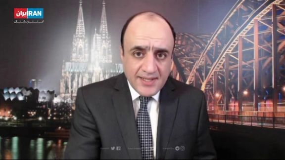 Political analyst Mehdi Mahdavi Azad