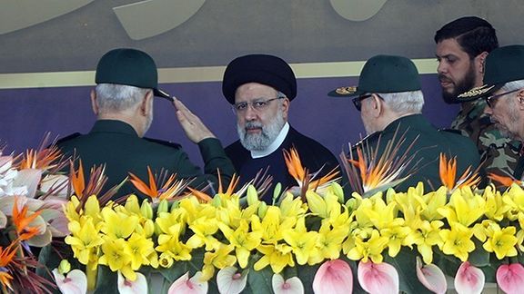 ابراهیم رئیسی: نیروهای مسلح ما از مردم، با مردم و در کنار مردم هستند