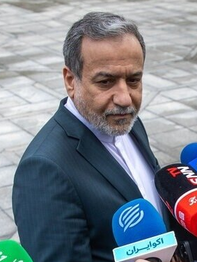 عراقجي: الإفراج عن مواطنين فرنسيين في إيران بـ"الرأفة الإسلامية"