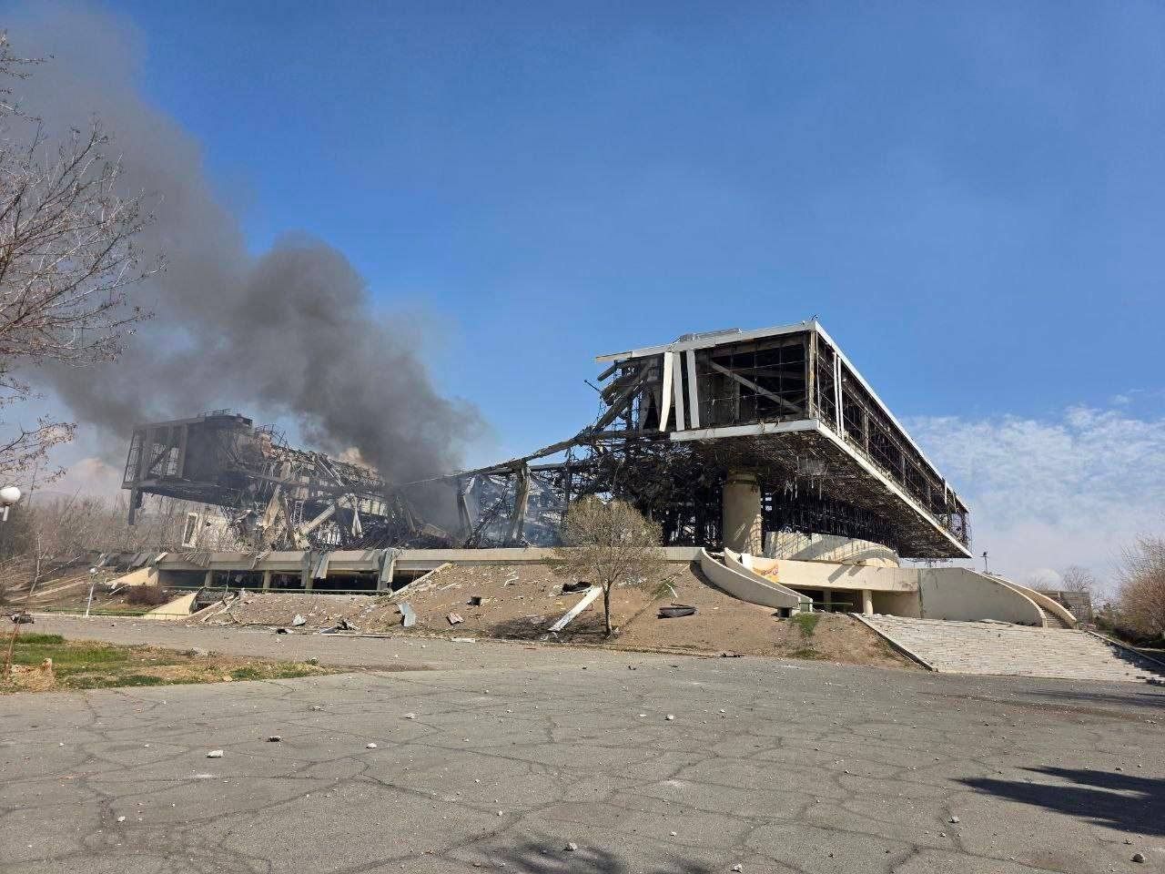 محل تجمع نیروهای سپاه پاسداران در ورزشگاه آزادی هدف حمله قرار گرفت