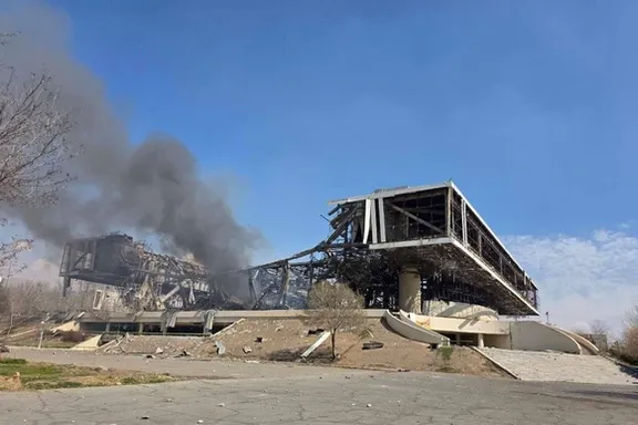 محل تجمع نیروهای سپاه پاسداران در ورزشگاه آزادی هدف حمله قرار گرفت