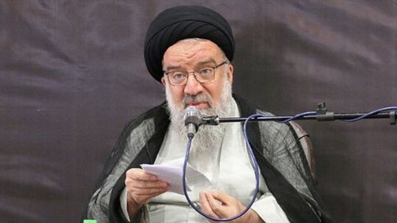 احمد خاتمی: استراتژی ارتش دفاع از آبرو و حیثیت نظام است