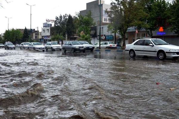 السيول تتسبب في أضرار بمئات المليارات في إيران.. و1000 مليار تومان خسائر محافظة فارس فقط