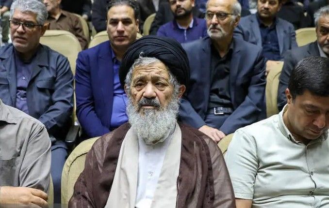 اکرمی، عضو جامعه روحانیت مبارز: جبران برخی خسارت‌های جنگ زمان‌بر است، باید حوصله کنیم