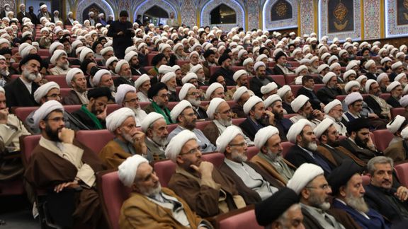 دو هزار نفر از مدرسان حوزه علمیه قم: از این پس خون و مال ترامپ حلال است