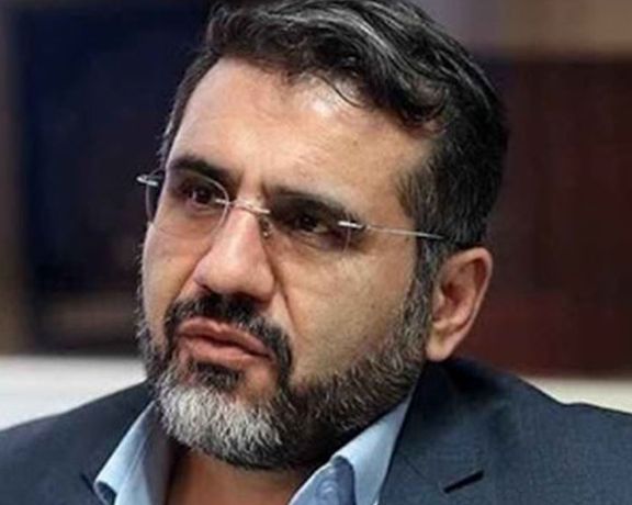 حكومة رئيسي تساوم فناني إيران بـ"العمل" شرط "التوبة والندم" على دعم الانتفاضة