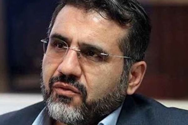 حكومة رئيسي تساوم فناني إيران بـ"العمل" شرط "التوبة والندم" على دعم الانتفاضة