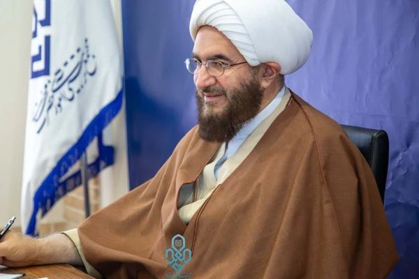 امام جمعه تهران: گسترش بیعفتی باعث کاهش فرزندآوری میشود