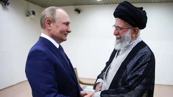 Russia's Vladimir Putin and Iran's Ali Khamenei meeting in Tehran in July 2022
