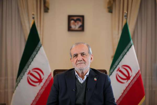 مسعود پزشکیان: ما آن تابو را شکاندیم که نمیشود به قیمت بنزین دست زد
