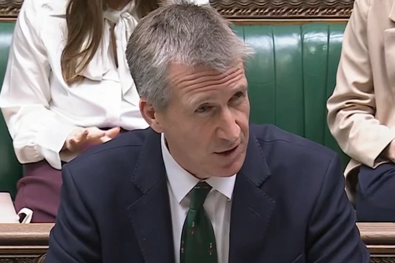 معاون امنیتی وزیر کشور بریتانیا: تروریستی خواندن سپاه پاسداران بهطور جدی در دست بررسی است