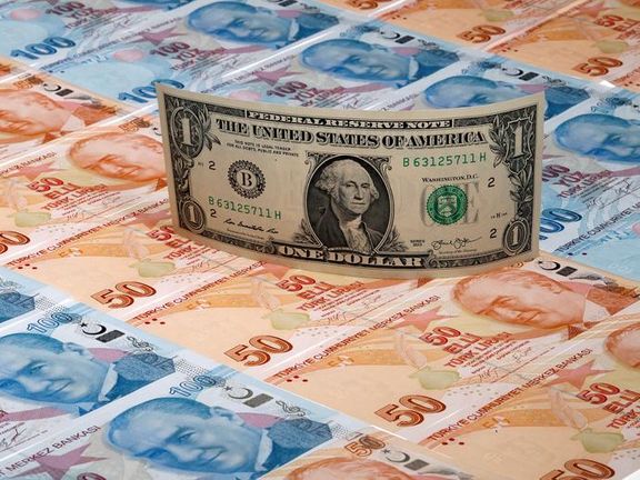 لیر ترکیه در برابر دلار سقوط تاریخی کرد؛ روز شنبه هر دلار آمریکا ۸.۹۷ لیر معامله شد